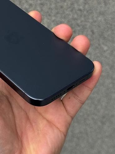 iphone sr: IPhone 15 Pro 128gb Akku 89%
Не вскрытый, все в идеале — 3