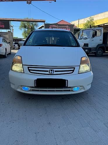 Honda Stream: 2002 г., 2 л, Автомат, Бензин, Хетчбек — 1