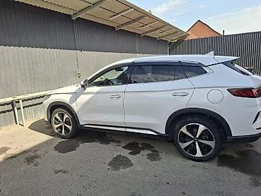 eclipse cross: BYD Song Plus: 2022 г., Автомат, Электромобиль, Кроссовер — 3