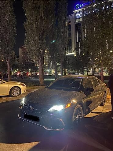 маклер: Сдаю Toyota Camry, Почасово, Без водителя, | Залог — 1