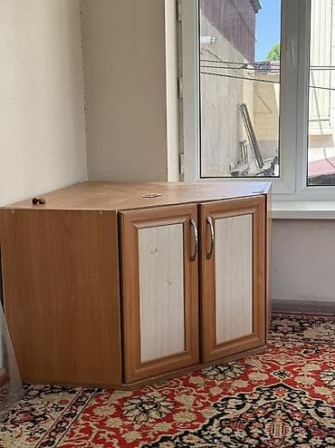 обувные шкафы: Продаю угловой шкаф + тумба — 2