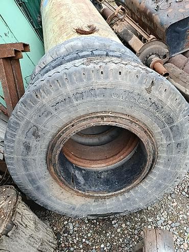 колесо от трактора: Грузовые шины (комплект разносостава) - Тип: радиальные — 2