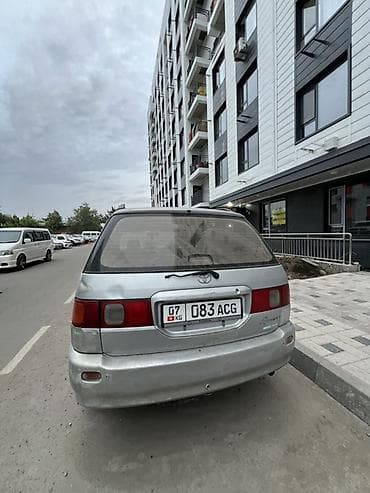 богажник ипсум: Toyota Ipsum: 2000 г., Бензин, Минивэн — 3