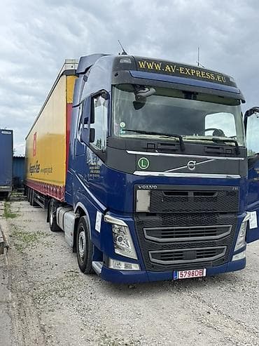 присеп трактора: Тягач, Volvo, Шторный — 1