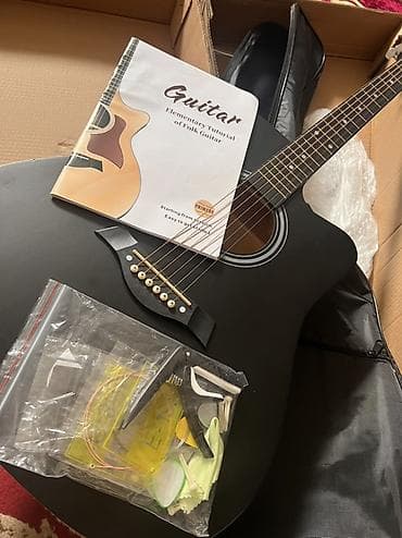 guitar: Акустическая гитара (дредноут), матовая чёрная Комплектация: - гитара — 1