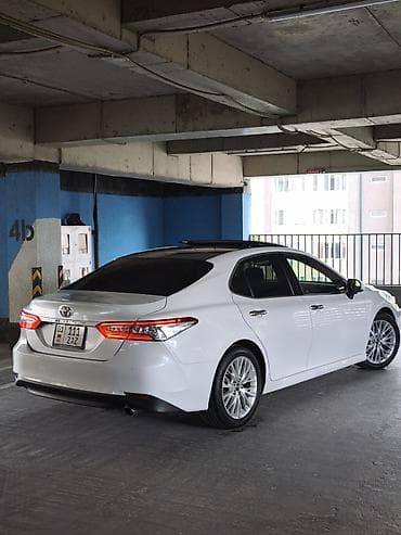 highlander 2012: Toyota Camry: 2018 г., 2.5 л, Автомат, Бензин, Седан — 3