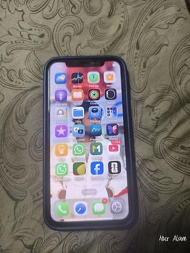 hisense a9: IPhone 11 Pro (серый/«Midnight Green») с тройной камерой и дисплеем — 2
