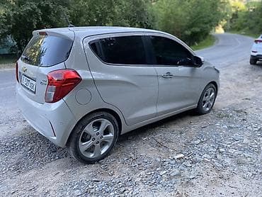 опел астра 2007: Chevrolet Spark: 2017 г., 1.2 л, Автомат, Бензин, Хэтчбэк — 6