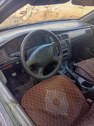 Toyota: Toyota Carina E: 1997 г., 1.6 л, Механика, Бензин, Седан — 3