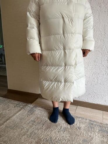 оборудование для нижнего белья: Пуховик женский из Америки белый,размер-50-52-54,почти новые — 2
