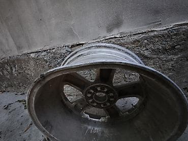 Дөңгөлөктөр монтажда 235 / 55 / R 18, Колдонулган — 4