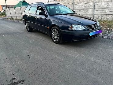 highlander platinum: Toyota Avensis: 2000 г., 1.8 л, Механика, Бензин, Универсал — 2