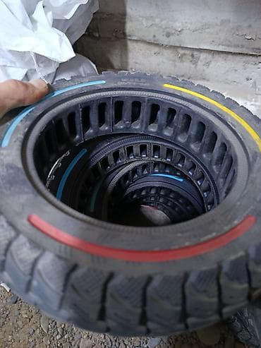 2 gr: Покрышки размер 10х2.5 60/70-6.5 — 4