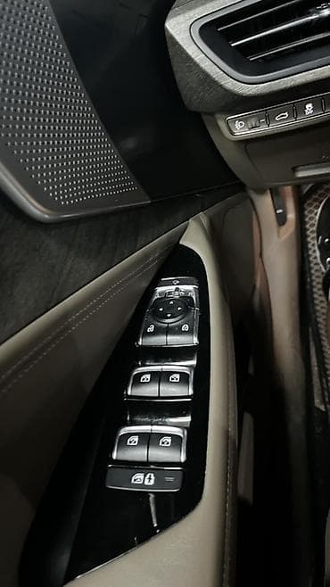 kia k8 2023: Kia K8: 2022 г., 1.6 л, Автомат, Гибрид, Седан — 6
