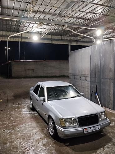 купить мерс с: Mercedes-Benz W124: 1994 г., 2 л, Механика, Бензин, Седан — 4