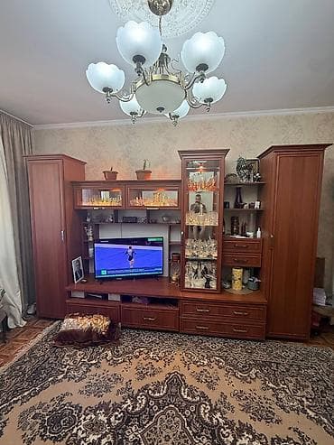 диван стол для кафе: Стенка-шкаф, Тип стенки-шкафа: Модульная, Для зала, Б/у, Особенности: С отделением под телевизор — 3
