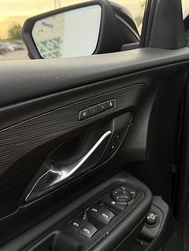 Продажа авто: GMC : 2018 г., 2 л, Автомат, Бензин, Кроссовер — 8