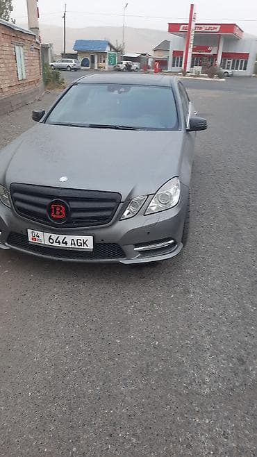 головка мерседес: Mercedes-Benz E-Class: 2010 г., 3.5 л, Автомат, Бензин, Седан — 2