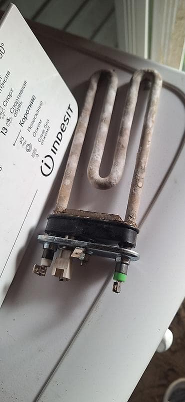 formula 1: Стиральная машина Indesit IWSB 5105 (узкая, фронтальная загрузка) - — 3