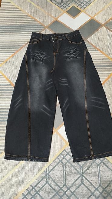 Көйнөктөр: Продаю широкие штаны (Деним/джинсы) размера 3XL Причина продажи — 6