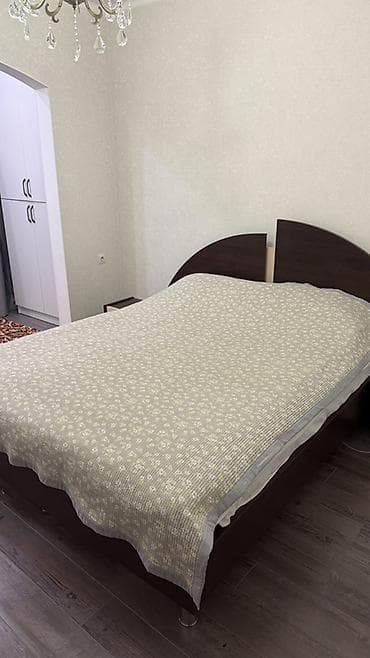 Спальный гарнитур, Б/у, Двуспальная кровать, ДСП, Самовывоз, цвет - Коричневый