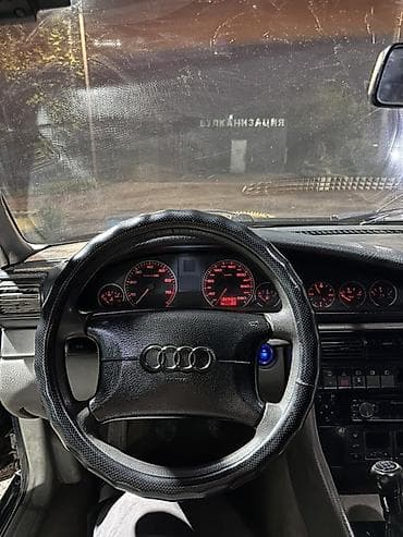 ауди панел: Audi A6: 1995 г., 2.6 л, Ручные, Бензин, Седан — 5