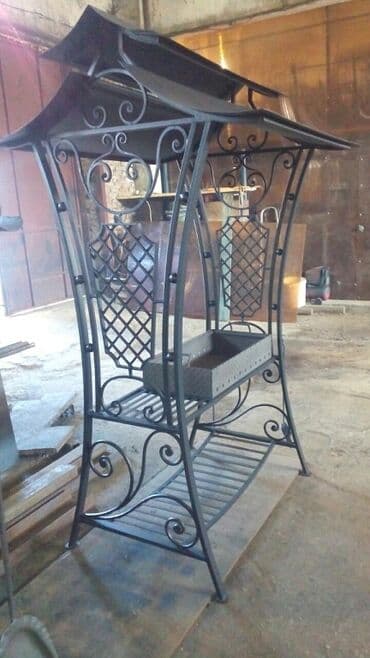 на железных номерах: Отургуч — 4