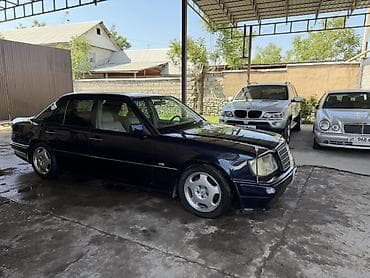 Mercedes-Benz W124: 1994 г., Седан