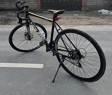 Шоссейные велосипеды: Гравийный/шоссейный велосипед, черный. Характеристики и оснащение: - — 2