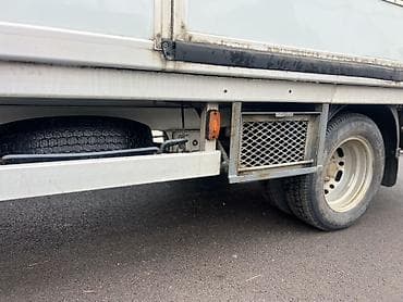 задний плафон мерседес: Грузовик, Mercedes-Benz — 10