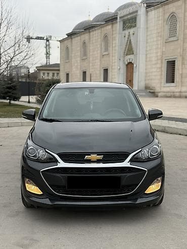 Chevrolet Spark: 2019 г., 1 л, Вариатор, Бензин, Хэтчбэк