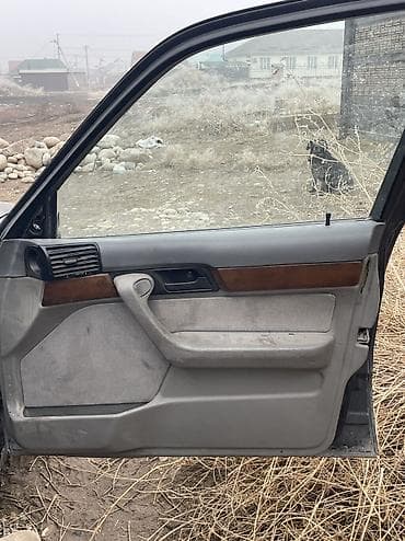 бмв е36 купе: BMW 520: 1990 г., 2 л, Механика, Бензин — 9