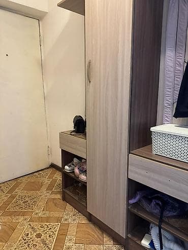 Кыймылсыз мүлк: 2 бөлмө, Менчик ээси, Чогуу жашоосу жок, Толугу менен эмереги бар — 8
