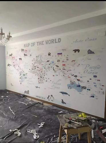 Поклейка обоев демонтаж Большая карта мира, наклеенная на стену. На at lalafo.kg Поклейка обоев демонтаж Большая карта мира, наклеенная на стену. На