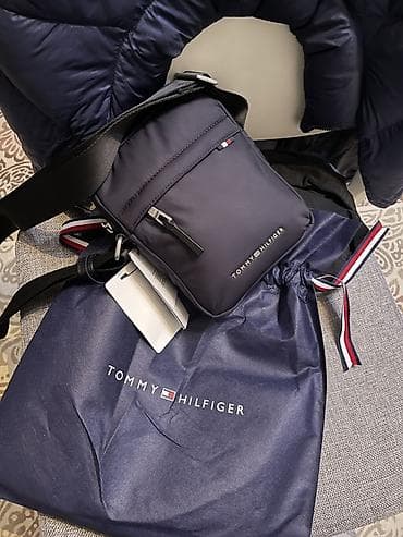 сумку tommy hilfiger: Оригинал с Японии 🇯🇵 Сумка через плечо Tommy Hilfiger - Модель — 1