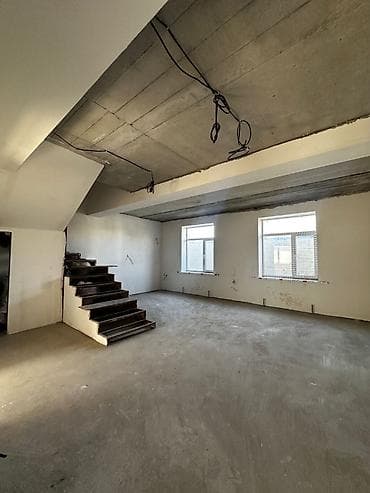 сокулук селекция: 🏡 Продается просторный 3-этажный таунхаус в Селекции! 📍 Локация — 1