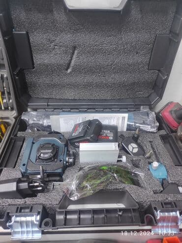 профессиональный набор инструментов: BOSCH 4 D лазерная урвин 2 батарейка 1 зарядка доставка по городу — 2