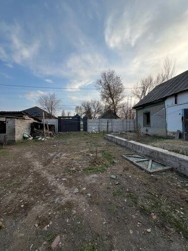 аренда домов посуточно: Дом, 40 м², 3 комнаты, Старый ремонт — 5