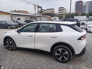 byd e7: Changan Qiyuan Q05: 2026 г., 0.1 л, Автомат, Электромобиль, Кроссовер — 3