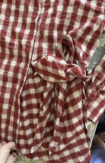 блузка очень красивая: Кофта тренд сезона, последняя поэтому отдаю очень дешево Подойдет — 2