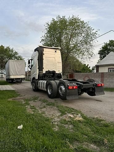 квадроцикл 300: Тягач, Volvo, 2013 г., Без прицепа — 5