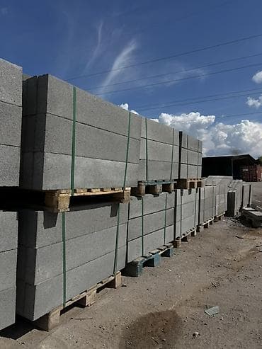 Железобетонные изделия для строительства В наличии: - Бордюрный