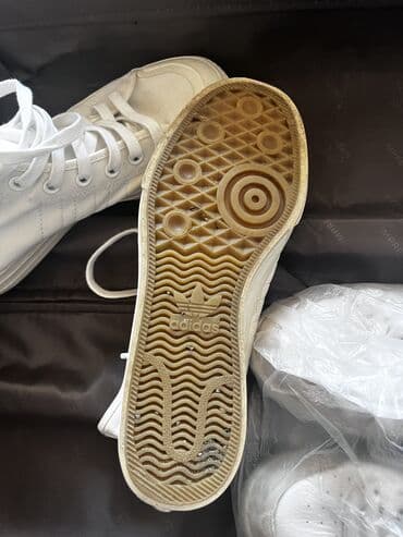 Кроссовки и спортивная обувь: Мужские кроссовки, 42, Adidas Originals, Б/у, цвет - Белый, Платная доставка, Самовывоз — 2