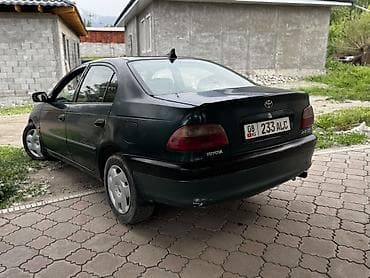 Toyota: Toyota Avensis: 2003 г., 1.6 л, Механика, Бензин, Седан — 3