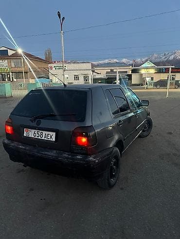 audi a4 2005: Volkswagen Golf: 1993 г., 1.8 л, Ручные, Бензин, Хэтчбэк — 3