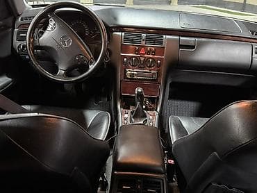 Продажа авто: Mercedes-Benz E-Class: 2001 г., 2.2 л, Механика, Дизель, Седан — 6