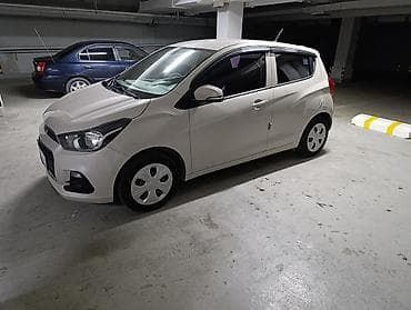 Продажа авто: Chevrolet Spark: 2017 г., 1 л, Автомат, Бензин, Хэтчбэк — 8