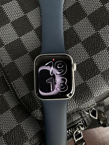 iphone розовый: Apple Watch SE 2 с алюминиевым корпусом серебристого цвета и синим — 6