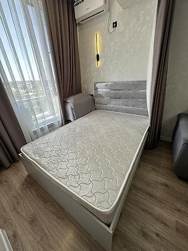 small table: Двухспальная кровать сатылат жаны — 2