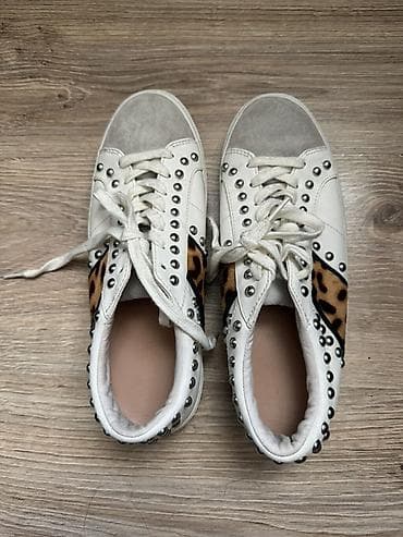 сколько стоит кеды: Женские кеды с декором - Цвет: белый с серыми замшевыми носами - — 1